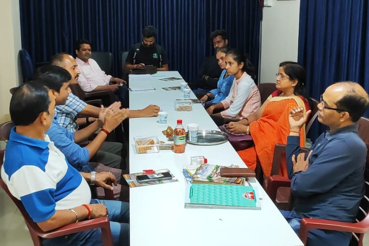 ए-2 दूध कैसे है इम्यूनिटी बूस्टर? ए-1 दूध से डायबिटीज व हृदय रोग का खतरा, बोलीं बीएयू की वैज्ञानिक डॉ नंदनी