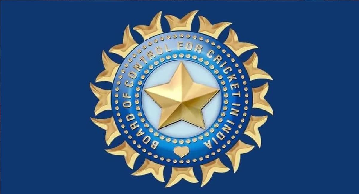 विराट कोहली विवाद के बीच बीसीसीआई के अहम अधिकारी ने अपने पद से दिया इस्तीफा, जानें क्या है कारण विराट कोहली विवाद के बीच बीसीसीआई के अहम अधिकारी ने अपने पद से दिया इस्तीफा, जानें क्या है कारण