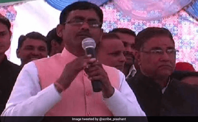 मुजफ्फरनगर की खतौली से भाजपा विधायक विक्रम सैनी ने दिया विवादित बयान, व्यापारियों को दिए भड़काऊ भाषण