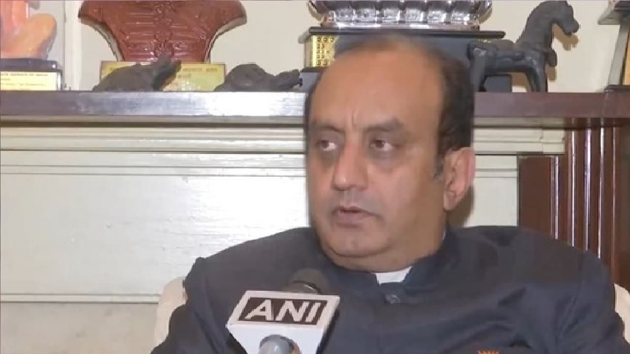 अशोक गहलोत सरकार में पेपर लीक्स और क्राइम की गारंटी, भाजपा सांसद सुधांशु त्रिवेदी का आरोप