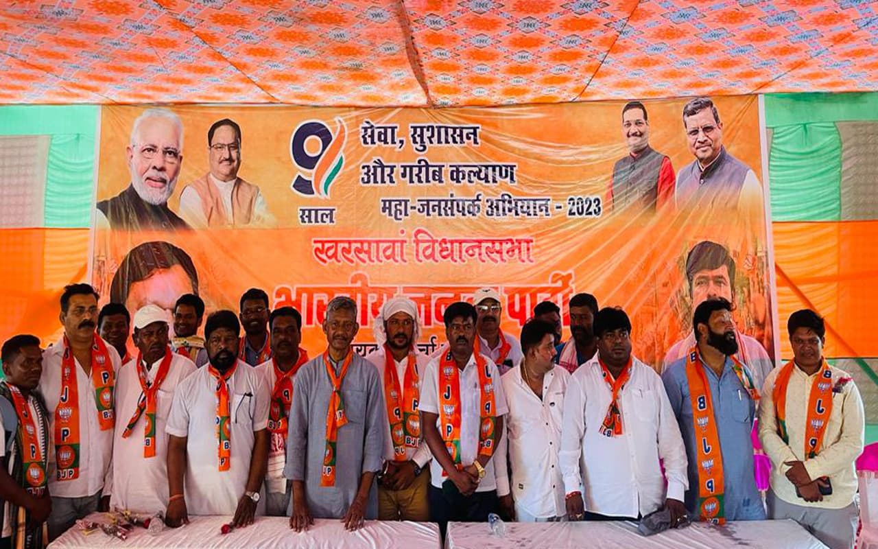 झारखंड : भाजपा का संयुक्त मोर्चा सम्मेलन, जेबी तुबिद बोले- मोदी सरकार में हर वर्ग को अधिकार और सम्मान मिला