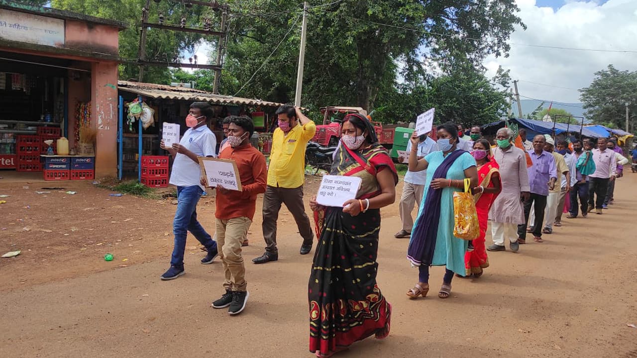 खरसावां के कुचाई वेलफेयर हाॅस्पिटल को सुविधाओं के साथ चालू करने की मांग, बीजेपी ने निकाली पदयात्रा