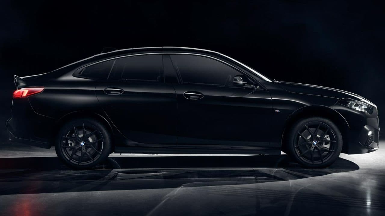 BMW का 220i Black Shadow एडिशन लॉन्च, जानें कीमत और फीचर्स BMW का 220i Black Shadow एडिशन लॉन्च, जानें कीमत और फीचर्स