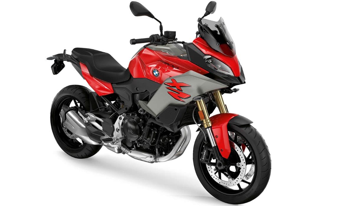 BMW ने भारत में लॉन्च की F900 XR बाइक, 3.6 सेकेंड में पकड़ लेगी 100 किमी की रफ्तार BMW ने भारत में लॉन्च की F900 XR बाइक, 3.6 सेकेंड में पकड़ लेगी 100 किमी की रफ्तार