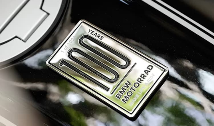 30 हीरो स्प्लेंडर के बराबर है इस BMW बाइक की कीमत, 100 साल पूरे होने पर कंपनी ने उतारी नयी मोटरसाइकिल, जानें
