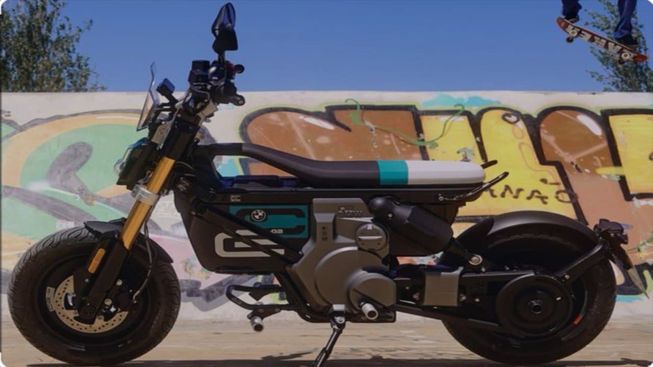 बीएमडब्ल्यू के पहले इलेक्ट्रिक स्कूटर सीई 02  का उत्पादन होसुर में शुरू