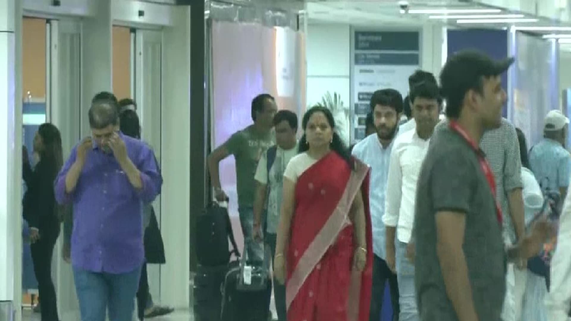 Delhi Liquor Scam: ईडी के समक्ष पेश होने के लिए दिल्ली पहुंची केसीआर की बेटी के कविता, 9 मार्च को होगी पूछताछ