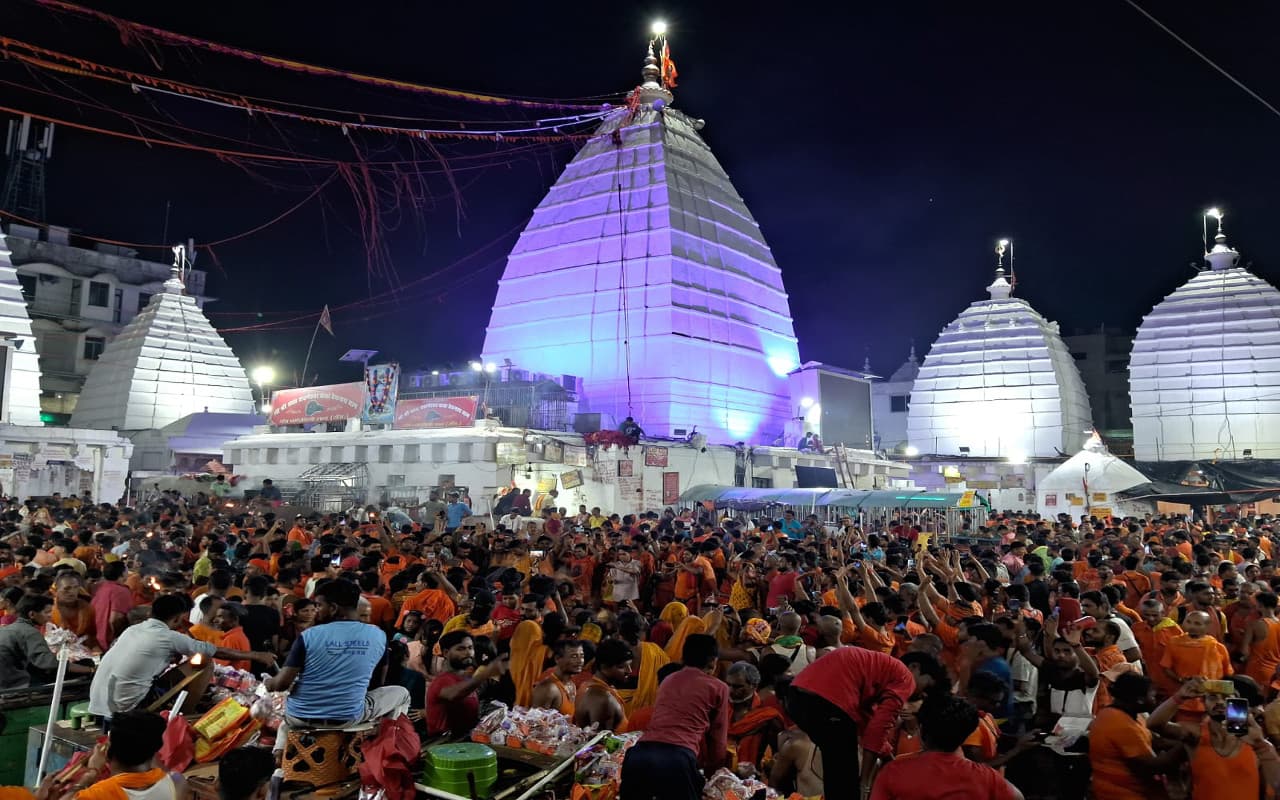 PHOTOS: बाबाधाम में सावन की पहली सोमवारी को कांवरियों की उमड़ेगी भीड़, डाक बम को नहीं मिलेगी विशेष सुविधा