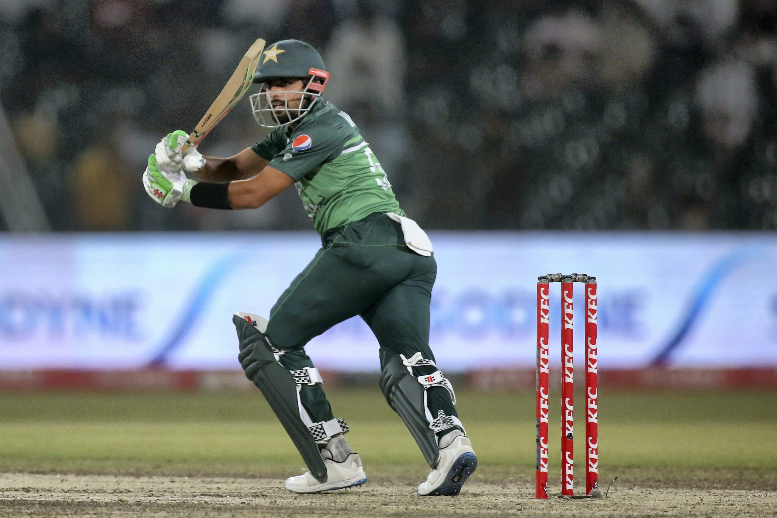 Pak vs Aus: बाबर आजम का लगातार दूसरा शतक, पाकिस्तान ने ऑस्ट्रेलिया को 9 विकेट से हराया, सीरीज पर कब्जा