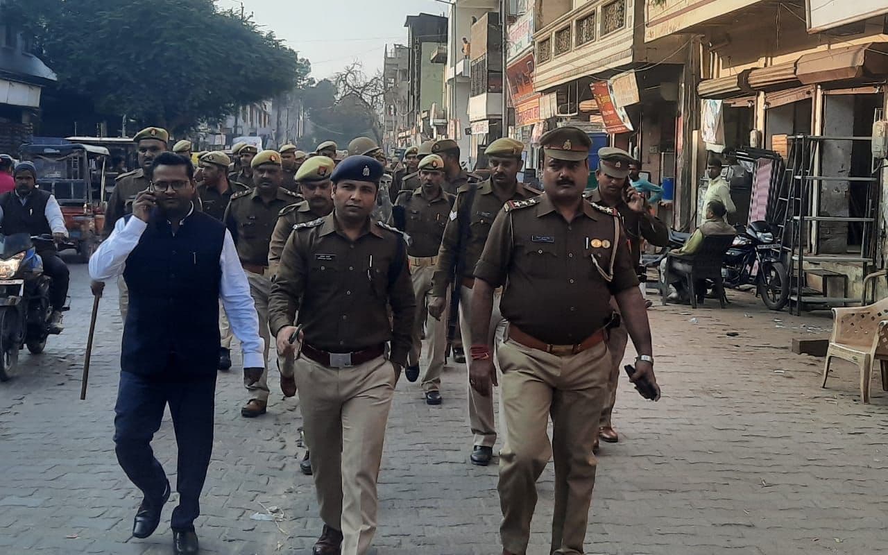 Babri Masjid Demolition LIVE: मथुरा में स्थिति पूरी तरह से सामान्य- एडीजी आगरा