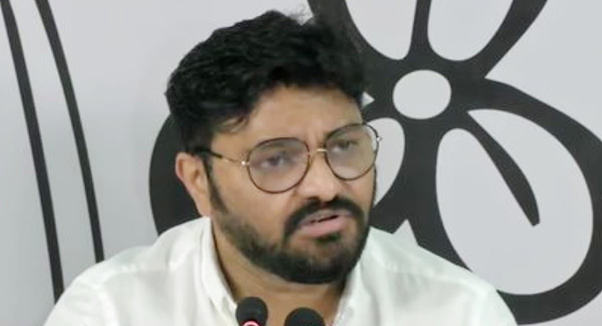 ममता बनर्जी के प्लेइंग 11 में बाबुल सुप्रियो, पूर्व बीजेपी लीडर ने कही ये बात