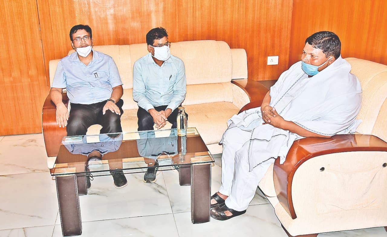 झारखंड के 79 हजार किसानों का कर्ज माफ करेगी हेमंत सोरेन सरकार, कृषि मंत्री ने जमशेदपुर में किया बड़ा एलान