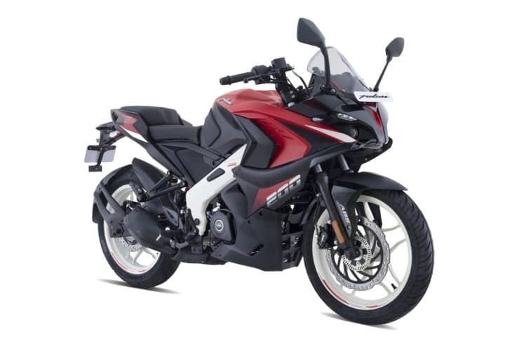 Bajaj Pulsar NS, Pulsar RS के नये एडिशंस लॉन्च, जानें कीमत और फीचर्स