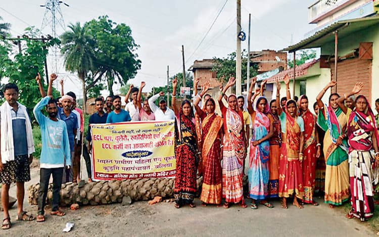 Prabhat Khabar Special: झारखंड के इस गांव में अधिकारियों की है नो एंट्री, जानें कारण