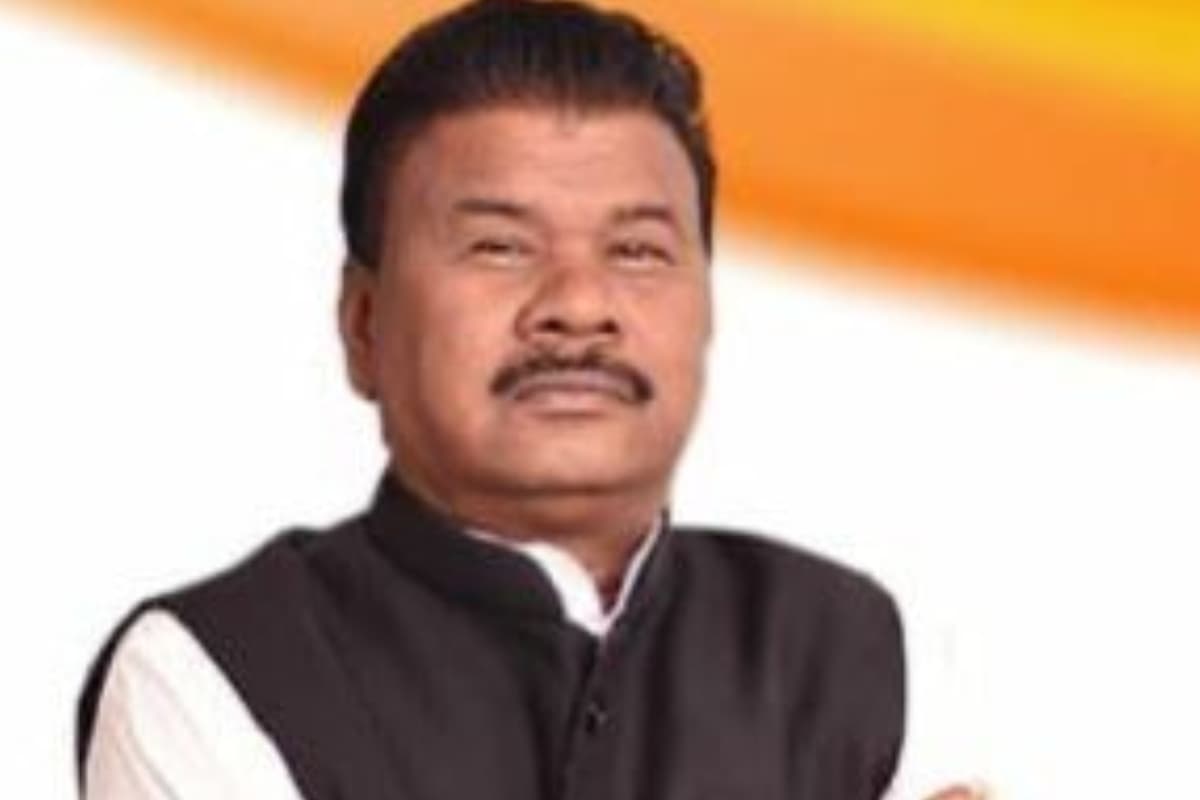 विश्व आदिवासी दिवस को लेकर बोले बंधु तिर्की, जमीन लुटेरे आदिवासियों को उग्र रवैया अपनाने पर नहीं करें मजबूर