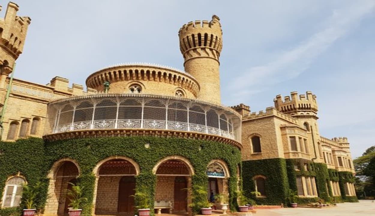 बेंगलुरु के कई इलाकों में रहस्यमय तेज धमाकों की वजह से लोगों में दहशत का माहौल, अलर्ट मोड में आईं सुरक्षा एजेंसियां