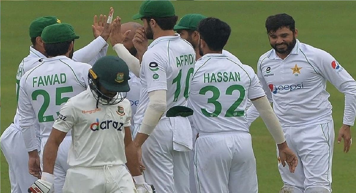 PAK vs BAN: पाक खिलाड़ी साजिद खान की घातक गेंदबाजी, बांग्लादेश पर मंडराया फॉलोऑन का खतरा