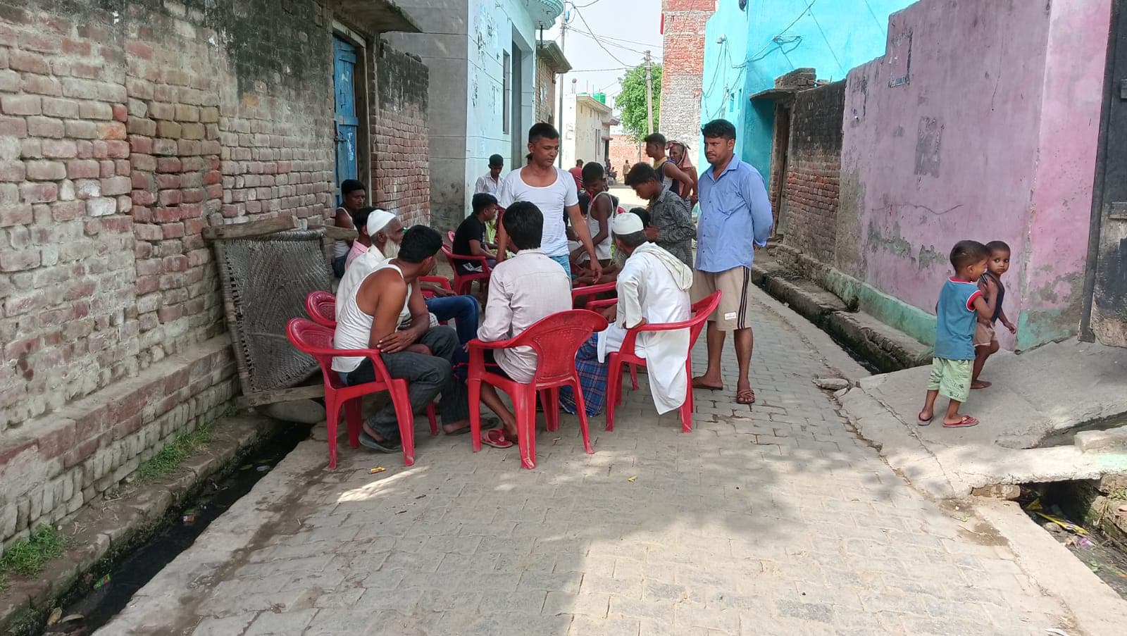 बरेली में बकरी चराने के विवाद में भतीजे ने चाची की धारदार हथियार से की हत्या, आरोपी फरार