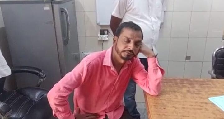 बरेली की कोहाड़ापीर चौकी पर भाजपा नेता ने की आत्मदाह की कोशिश, सिपाही पर शोषण का आरोप