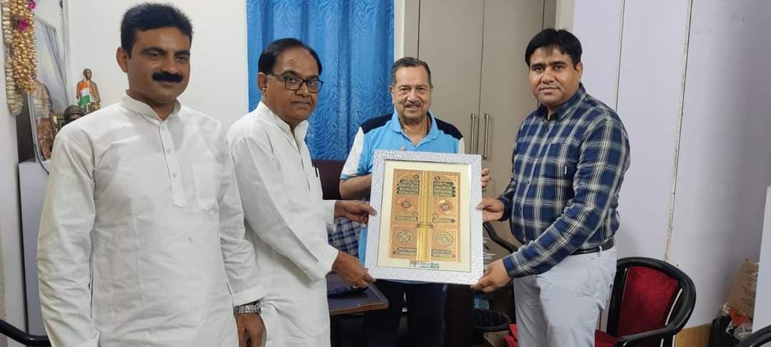 सपा विधायक शहजिल इस्लाम और उनके पिता इस्लाम साबिर की संघ नेता इंद्रेश कुमार के साथ फोटो वायरल, जानें सच