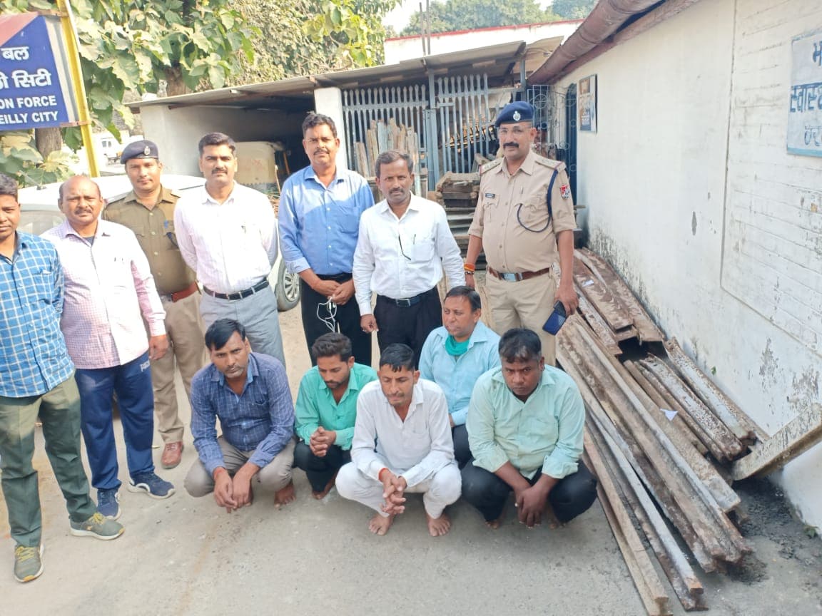 बरेली RPF ने रेलवे इंजीनियर-ठेकेदार को ढाई लाख की संपत्ति के साथ पकड़ा, चोरी की लंबी है कहानी