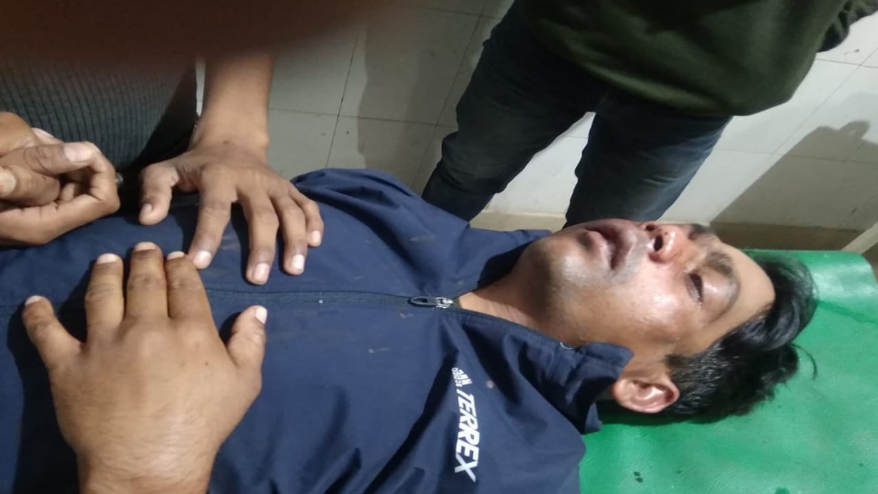 Jharkhand news: बरही SDO के बॉडीगार्ड पर जानलेवा हमला, हजारीबाग सदर हॉस्पिटल रेफर