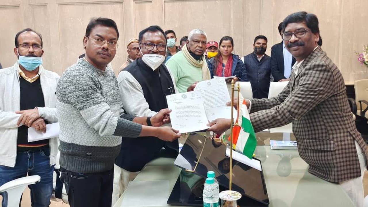 Jharkhand News: खदान लीज मामले में सरकार ने आयोग को भेजे बसंत सोरेन के माइनिंग लीज दस्तावेज