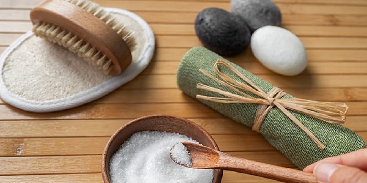 Salt Water Benefits: नमक वाला पानी से नहाने के इस फायदेमंद तरीके के बारे में जानें