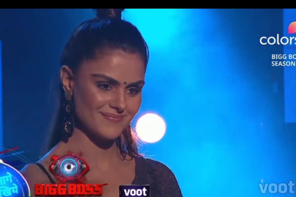 अपनी बिग बॉस जर्नी देखकर इमोशनल हुई प्रियंका चाहर चौधरी, बोली- शो से इतना प्यार मिला...कहां रखू इसे, VIDEO