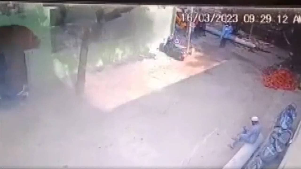 बेंगलुरु गेल की गैस पाइपलाइन में जोरदार विस्फोट, तीन लोग जख्मी, देखें VIDEO