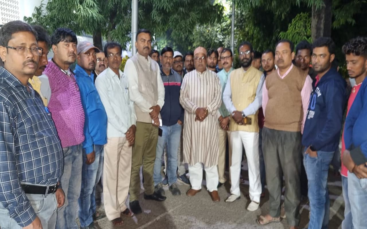 BSL के ऑक्सीजन प्लांट में काम के दौरान दुर्घटना में ठेका मजदूर की मौत, यूनियन ने की नौकरी की मांग