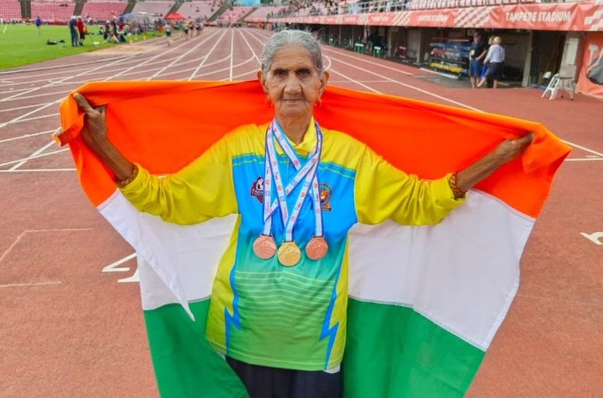 हरियाणा के राज्यपाल और मुख्यमंत्री ने स्वर्ण पदक जीतने पर 94 वर्षीय भगवानी देवी को दी बधाई