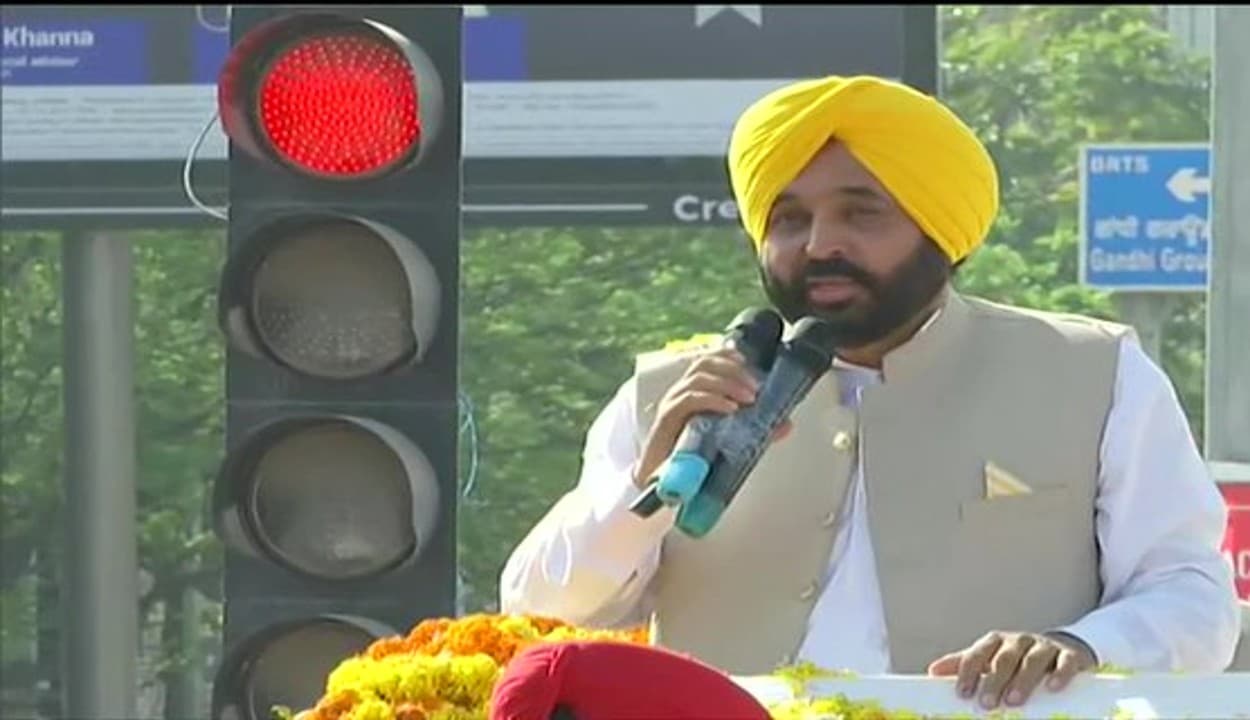 पंजाब में दिग्गजों को हराकर खम ठोकने वाले भगवंत मान मंत्रिमंडल से गायब, नए-नवेले चेहरों को दिया गया मौका