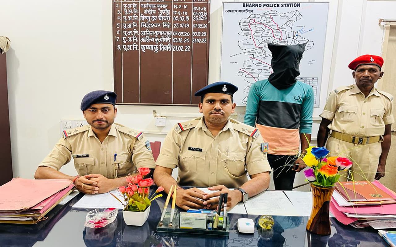 गुमला : इंस्टाग्राम से हुई दोस्ती प्यार में बदला, युवक प्रेमिका को लेकर भागा, गुजरात से आरोपी गिरफ्तार