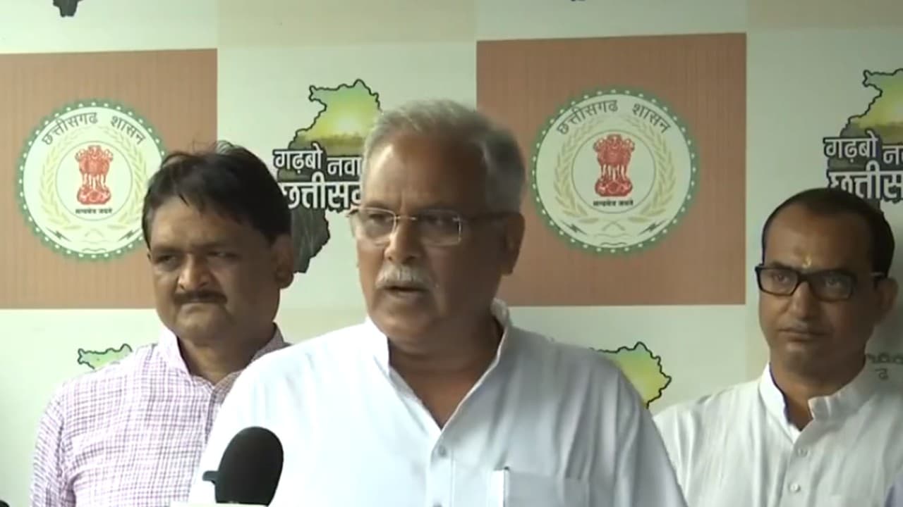 छत्तीसगढ़ के सीएम भूपेश बघेल का RSS पर हमला, बोले - कहां से आया उनका हिंदुत्व