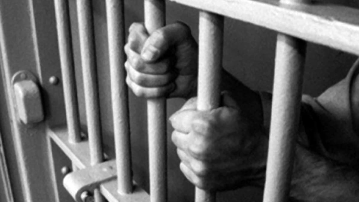 पीएम मोदी की झारखंड यात्रा : सरना कोड नहीं देने पर बिरसा के गांव में आत्मदाह की धमकी देने वाले 4 गिरफ्तार