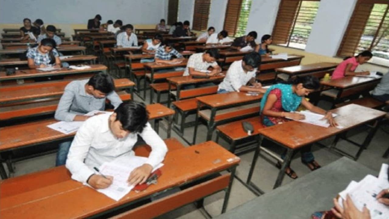 यूपीएससी सिविल सर्विसेज की मुख्य परीक्षा आज से, खांसी, सांस लेने में दिक्कत वालों के लिए रहेगी ये सुविधा