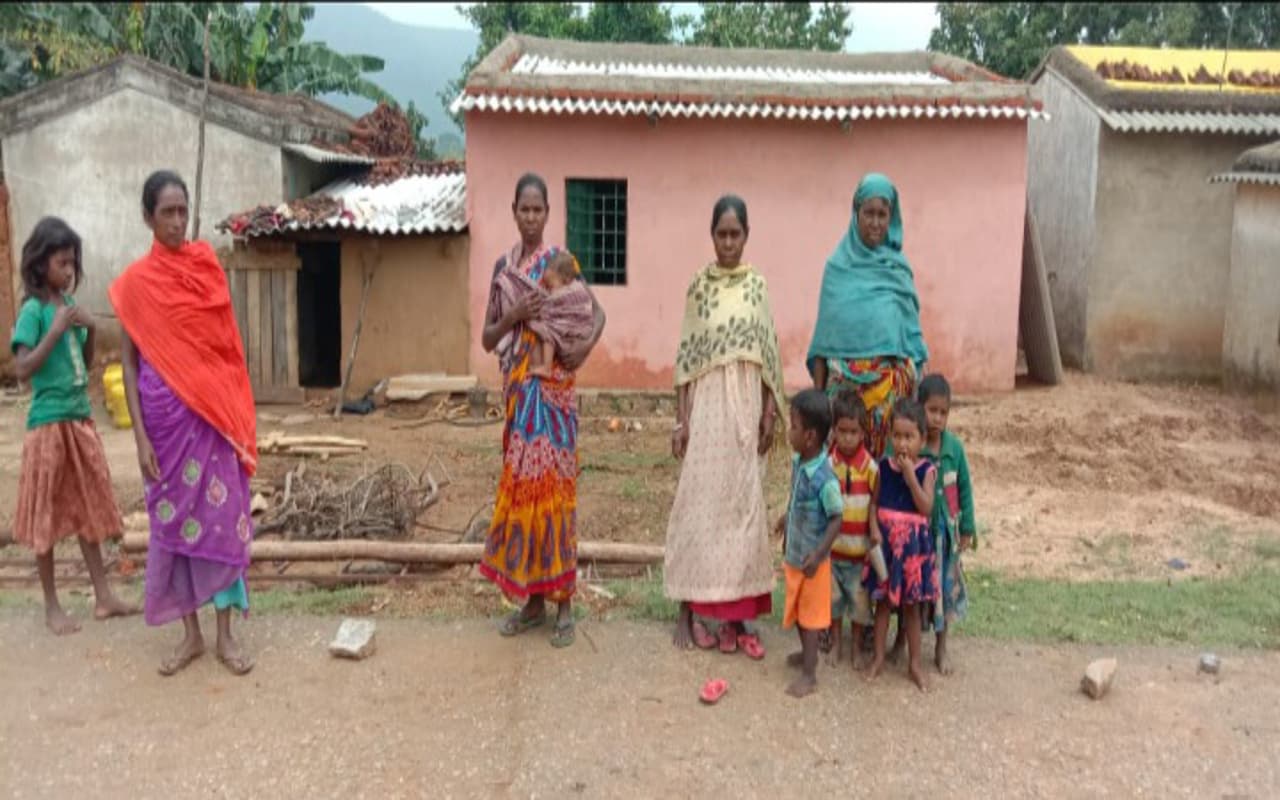 अच्छी खबर : कभी जंगल-पहाड़ों में भटकते थे लोहरदगा के बिरहोर समुदाय के लोग, अब सरकारी योजनाओं से बदली जिंदगी