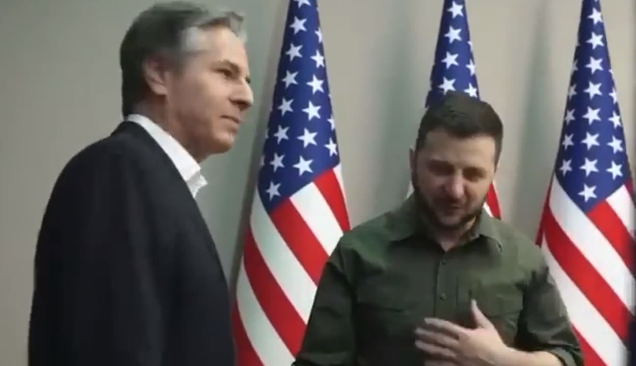 रूस की ओर से छेड़ी गई जंग में यूक्रेन की हो रही जीत, जेलेंस्की से मिल अमेरिकी विदेश मंत्री ने किया दावा