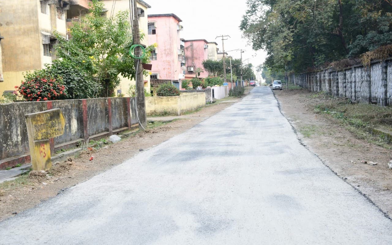 बोकारो की 90 किमी स्ट्रीट रोड व 60 किमी मुख्य सड़क होगी चकाचक, काम शुरू