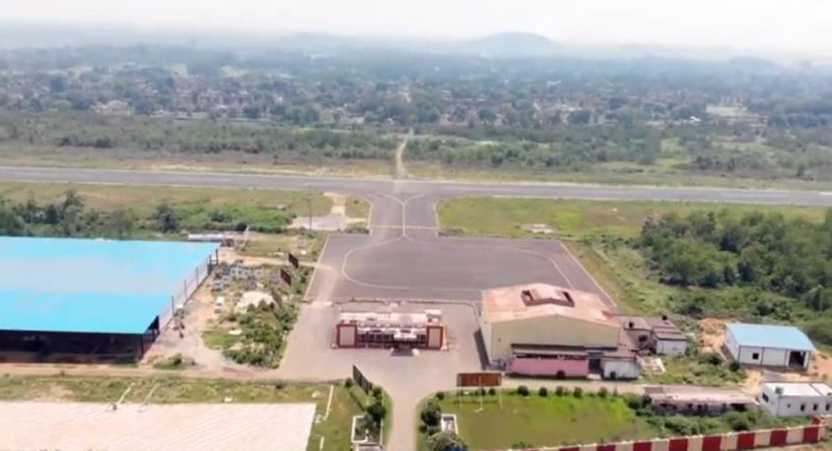 Jharkhand News : बोकारो एयरपोर्ट से विमानों के उड़ान भरने पर अब भी संशय बरकरार, DGCA को नहीं मिला आवेदन