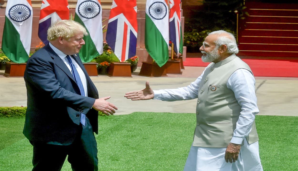 रूस-यूक्रेन युद्ध पर पीएम मोदी ने बोरिस जॉनसन से की खास बातचीत, भारत ने दिए महत्वपूर्ण संदेश