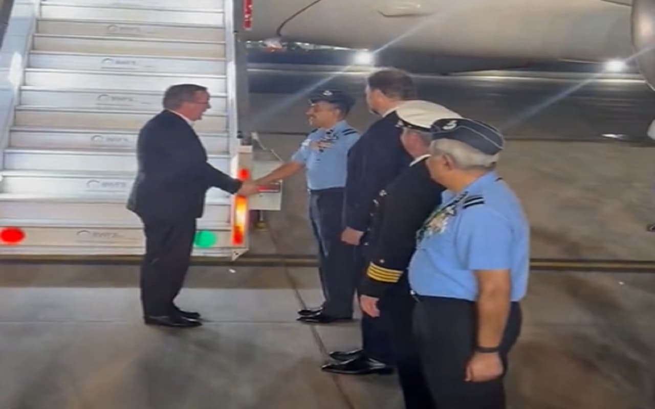 जर्मन रक्षा मंत्री ने कहा, रूसी हथियारों पर भारत की निर्भरता जर्मनी के हित में नहीं