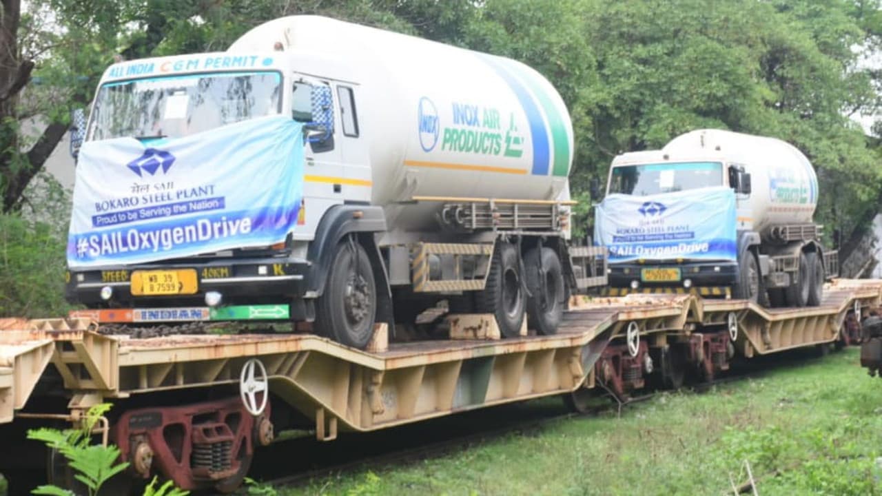 टूटती 'सांसों' को जोड़ रहा बोकारो स्टील प्लांट का 'ऑक्सीजन', झारखंड समेत देश के अन्य राज्यों में करीब 10 हजार मीट्रिक टन की हो चुकी है आपूर्ति