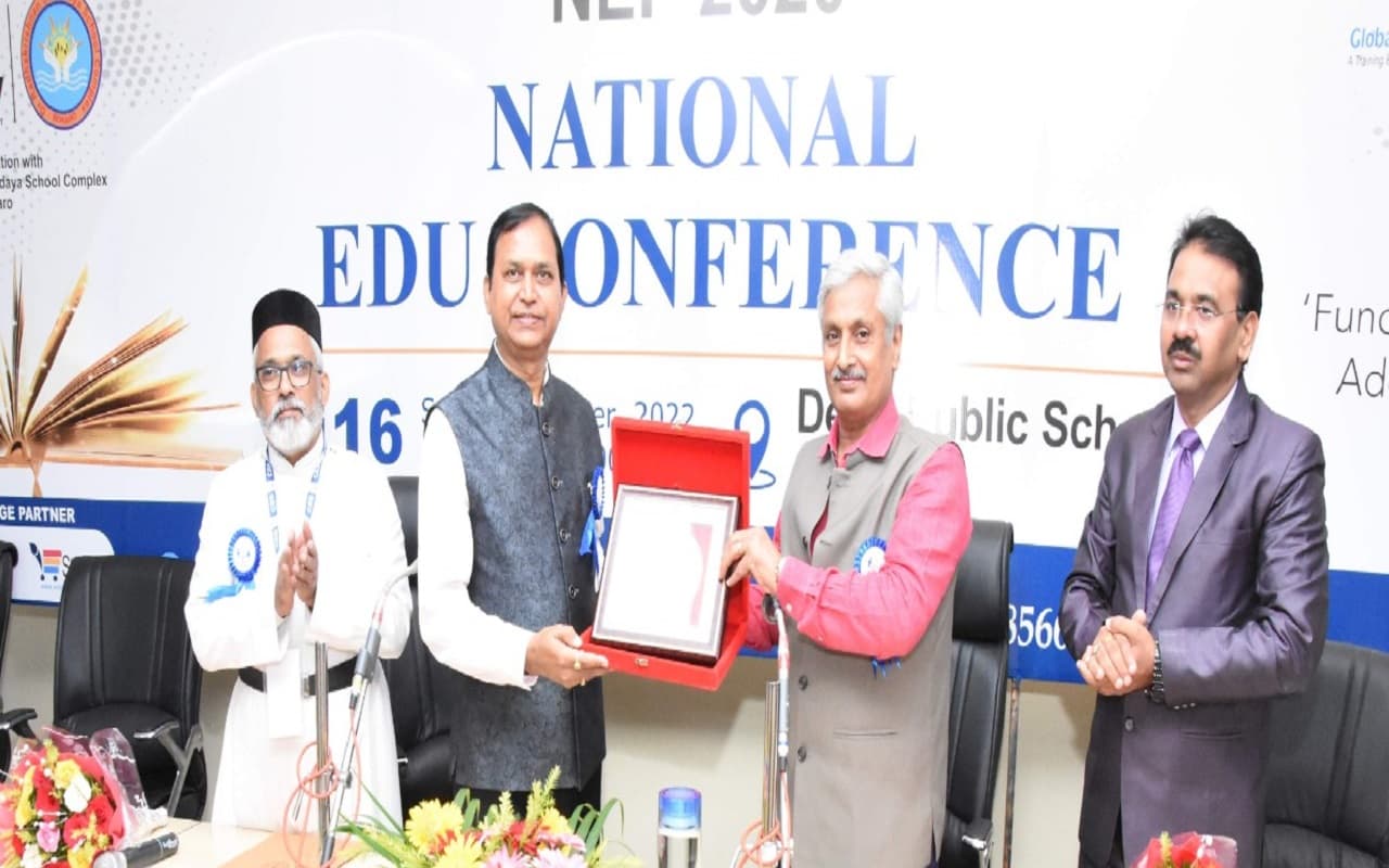 नई शिक्षा नीति-2020 पर राष्ट्रीय सम्मेलन, प्रो सीबी शर्मा बोले-'इंडिया' को भारत बनाएगी ये शिक्षा नीति