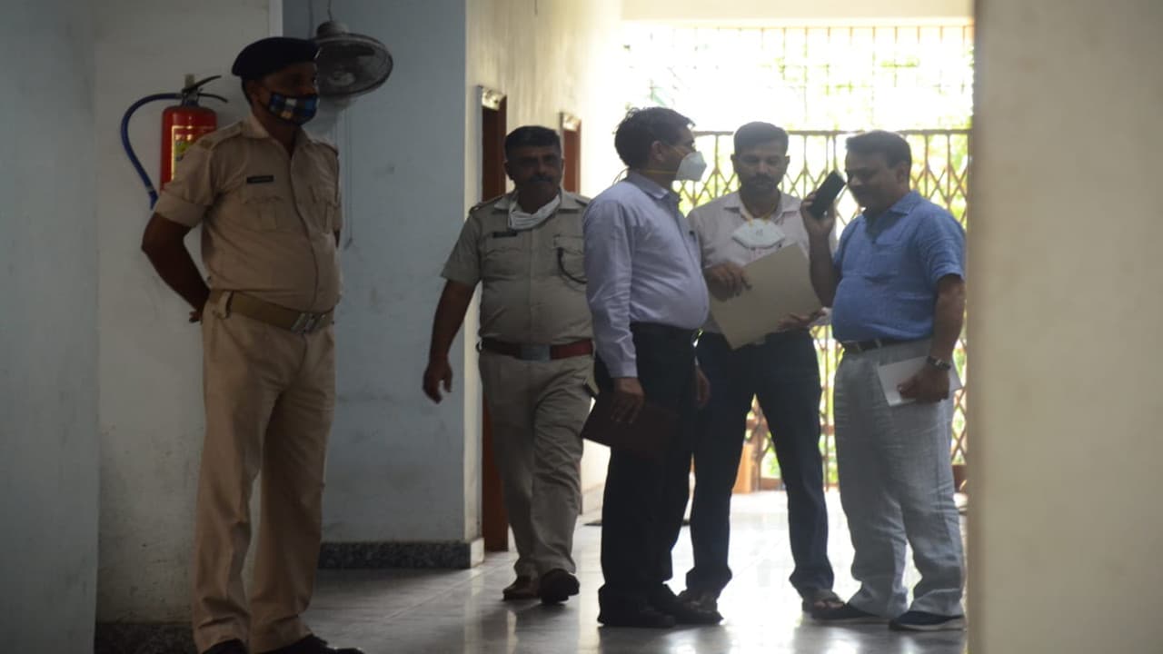 धनबाद जज हत्याकांड में CBI आरोपी लखन और राहुल को रिमांड पर लेगी, SIT से लिए सबूत और केस डायरी