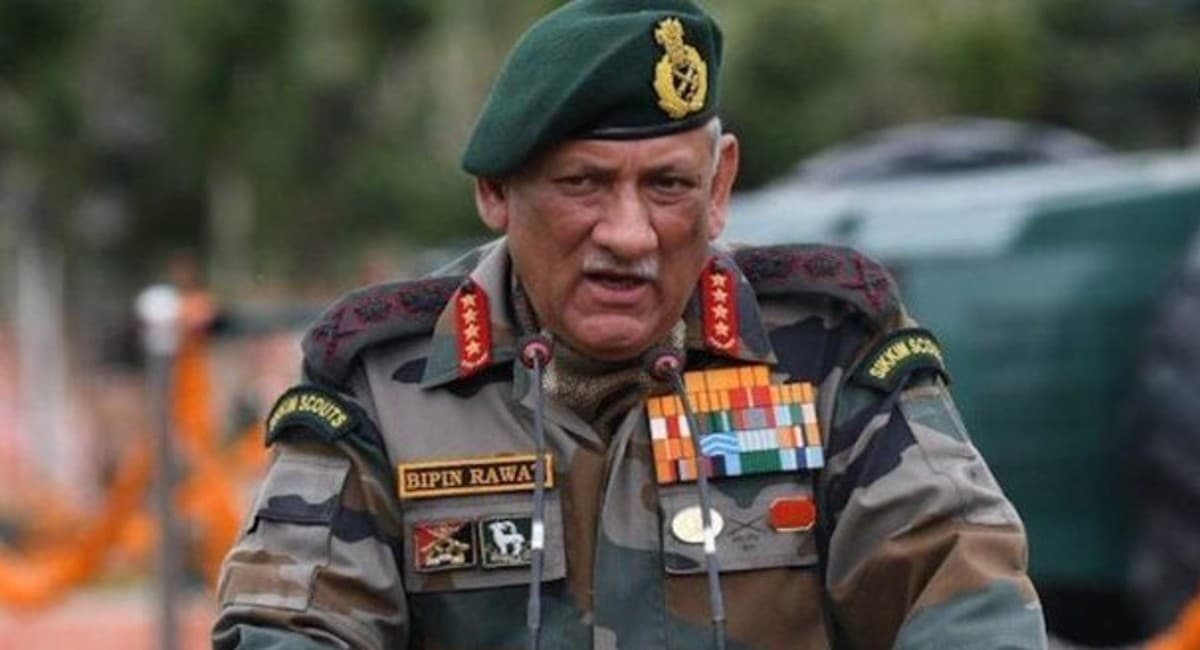 बिपिन रावत का अलर्ट : अफगान के बाद जम्मू-कश्मीर और नॉर्थ-ईस्ट में भी मंडरा रहा खतरा, पाक से रहना होगा सतर्क
