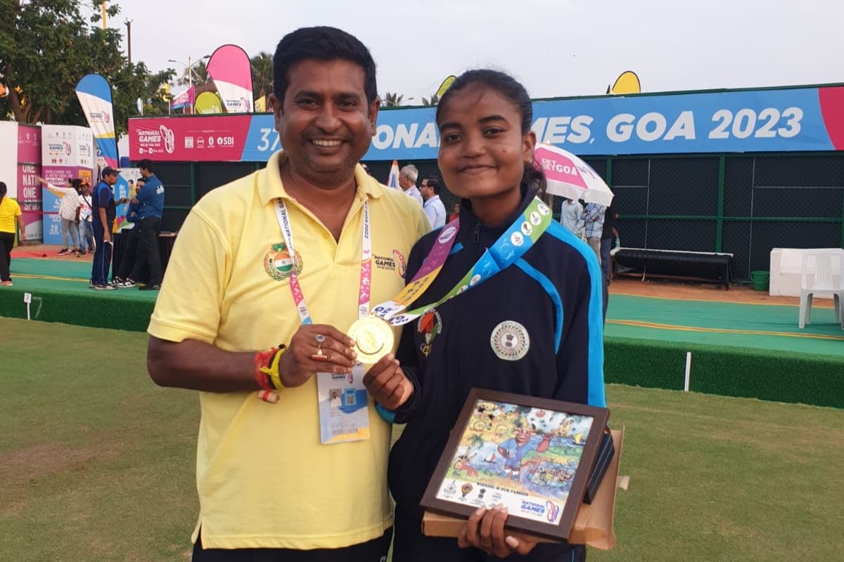 झारखंड: 37वें राष्ट्रीय खेल में देवघर की लॉन बॉल खिलाड़ी छोटी ने गोल्ड जीत कर रचा इतिहास