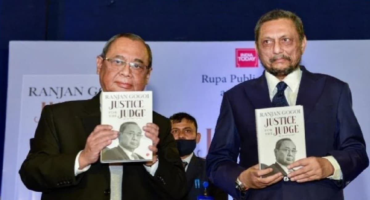 यौन उत्पीड़न केस में बेंच में शामिल होना गलत फैसला, पूर्व CJI ने अपनी किताब में अयोध्या फैसले पर कही ये बात