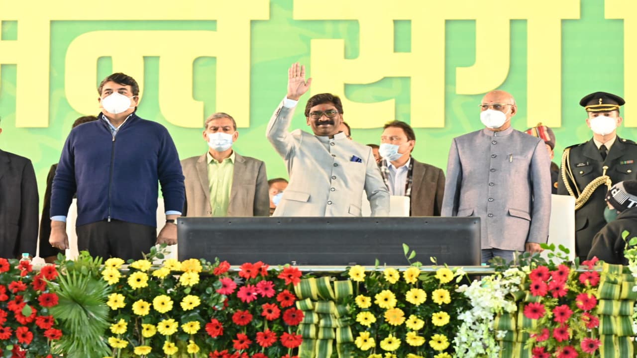 Jharkhand News: झारखंड में कोरोना की तीसरी लहर, नये साल को लेकर सीएम हेमंत सोरेन ने दिया ये निर्देश